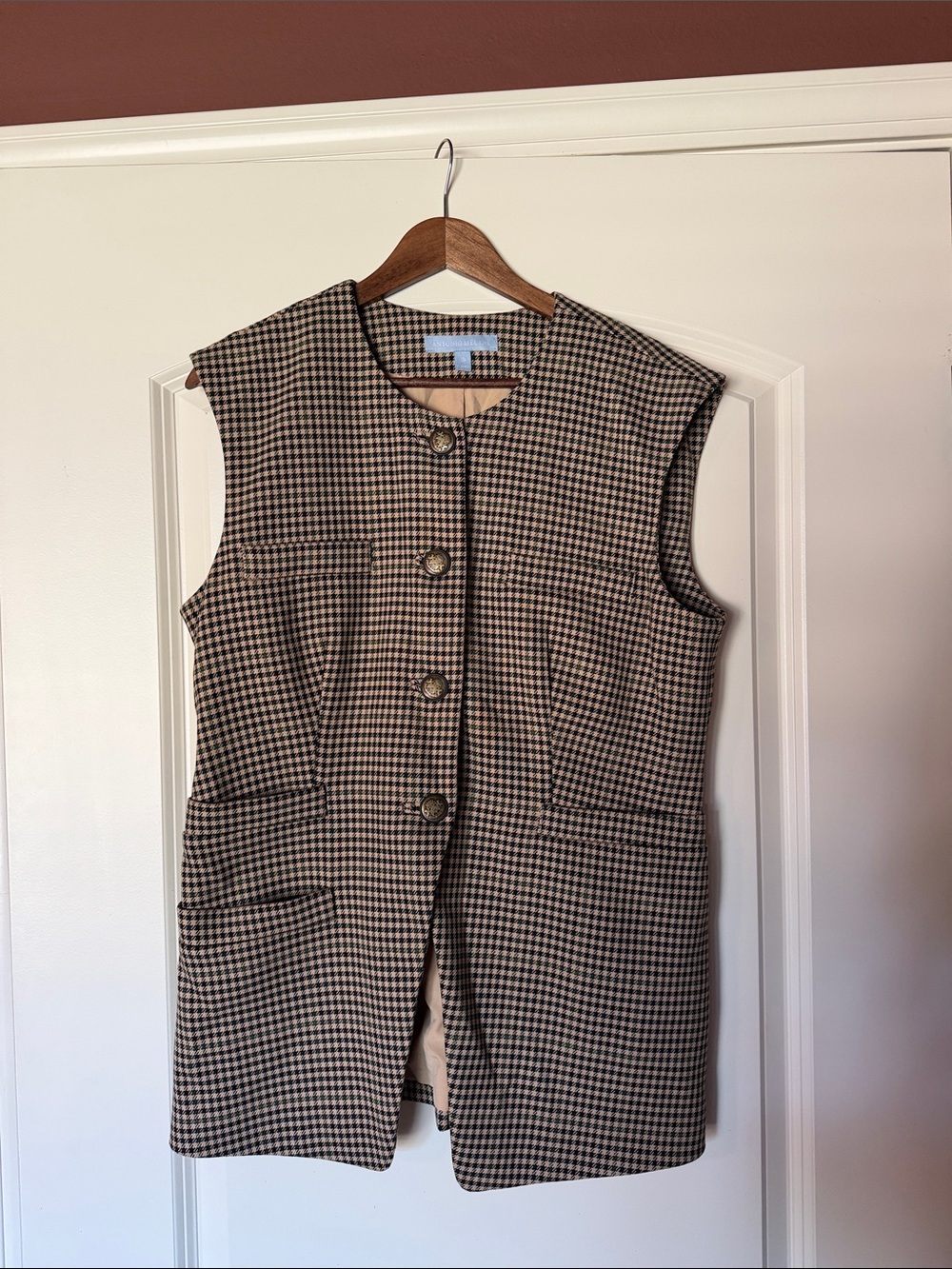 Classic Houndstooth Sleeveless Vest - Beige/Black